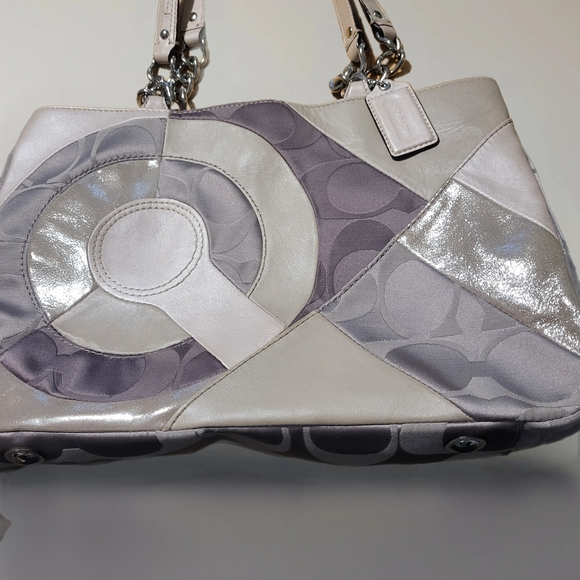 Coach Inlaid Patchwork Leather Chain Tote Bag. Rare Color Scheme. - Picture 5 of 8